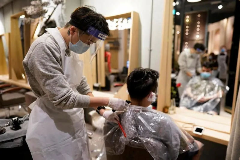 خرید جدیدترین انواع پیشبند یکبار مصرف آرایشگاهی